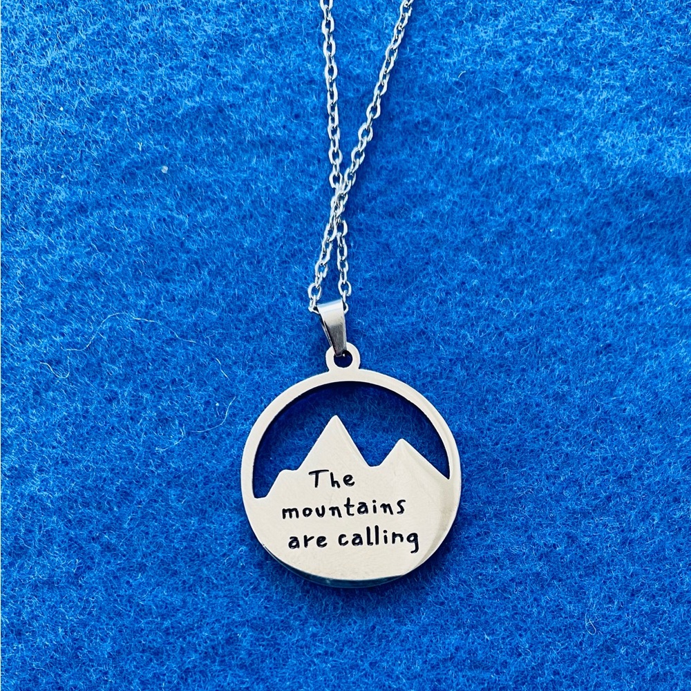 NewHandcrafted The Mountains areCalling Necklace*special-free travel jewelrycase